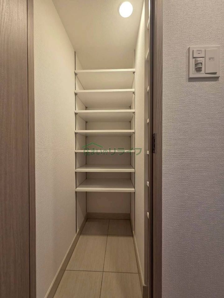 収納