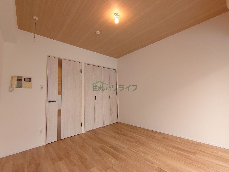 ベッドルーム