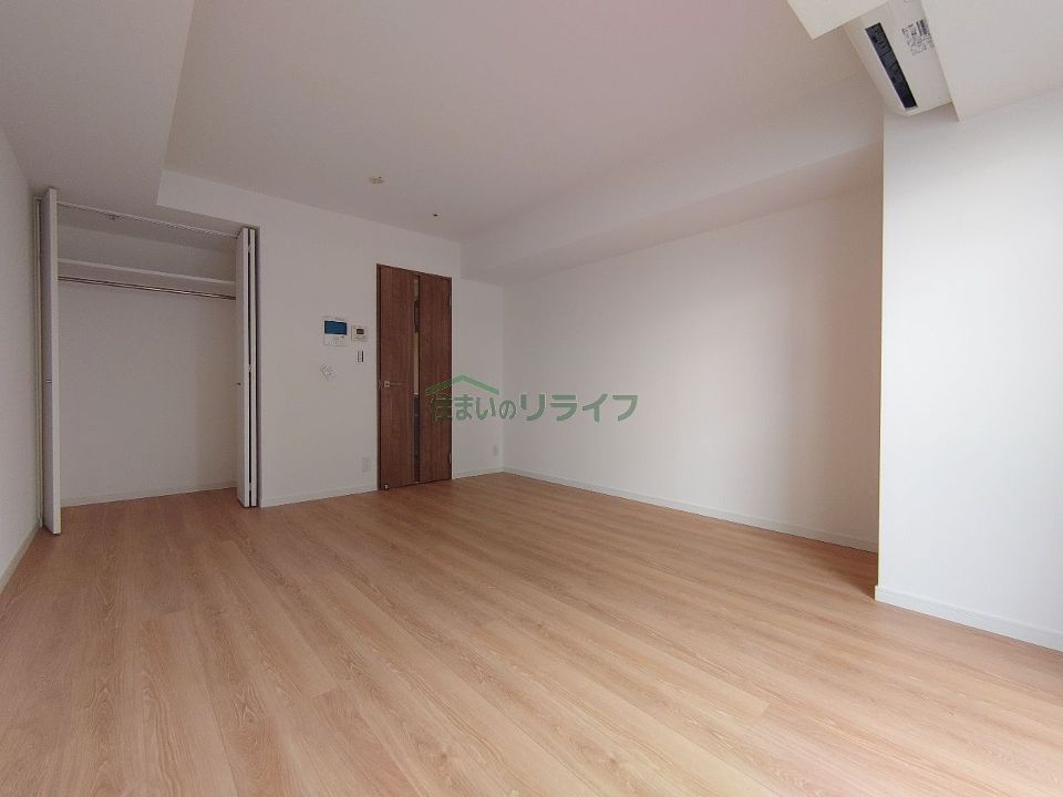 ベッドルーム