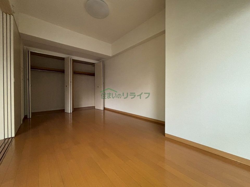 ベッドルーム