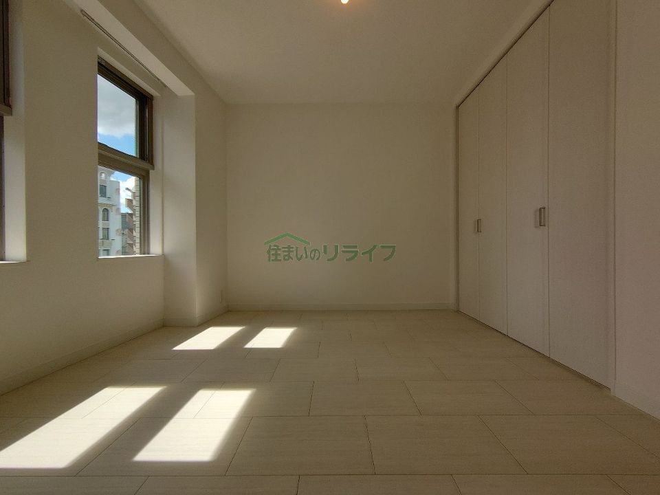 ベッドルーム