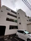 三栄ハイツの外観