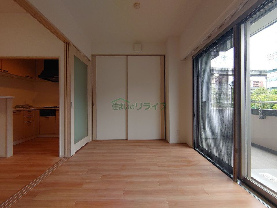 ベッドルーム