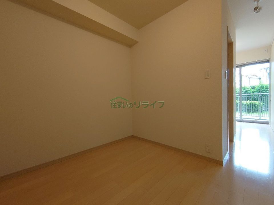 ベッドルーム