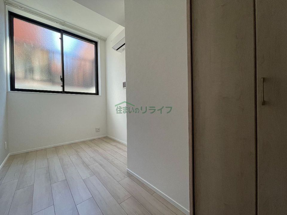 ベッドルーム