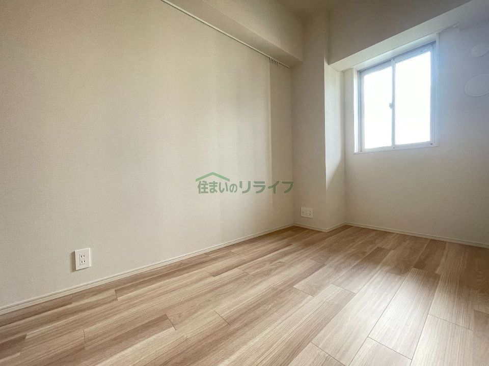 ベッドルーム