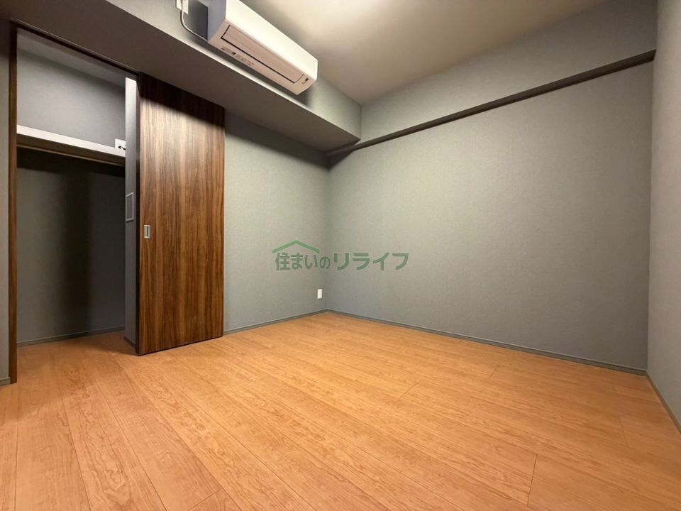 ベッドルーム