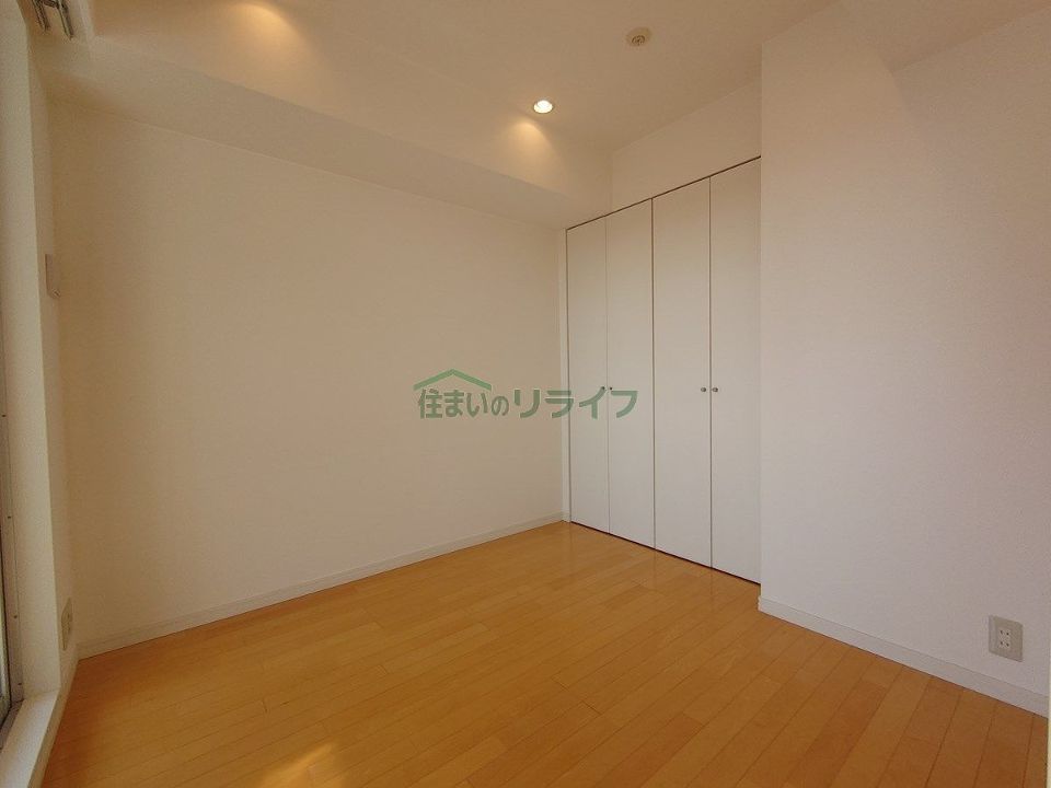 ベッドルーム