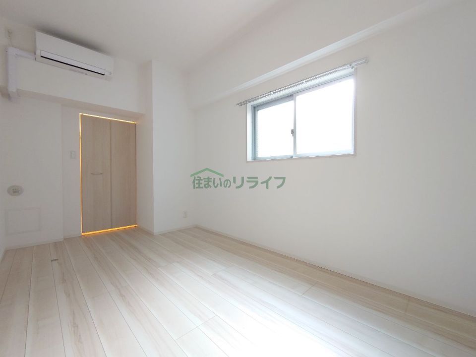 ベッドルーム