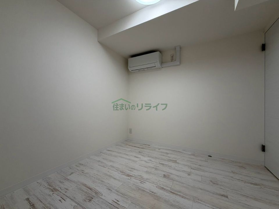 ベッドルーム
