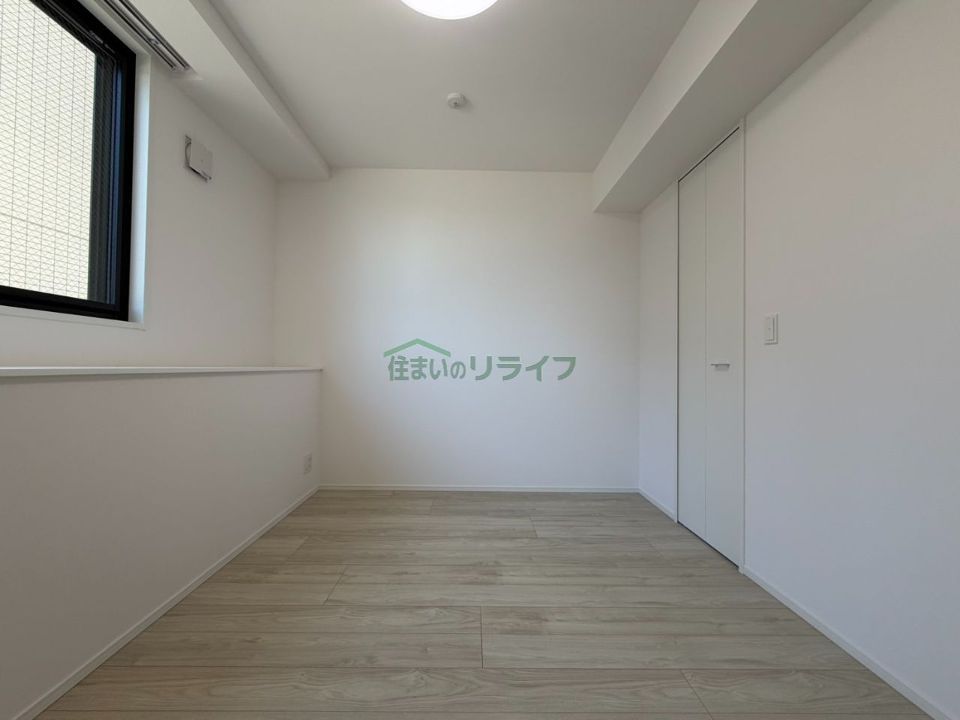 ベッドルーム
