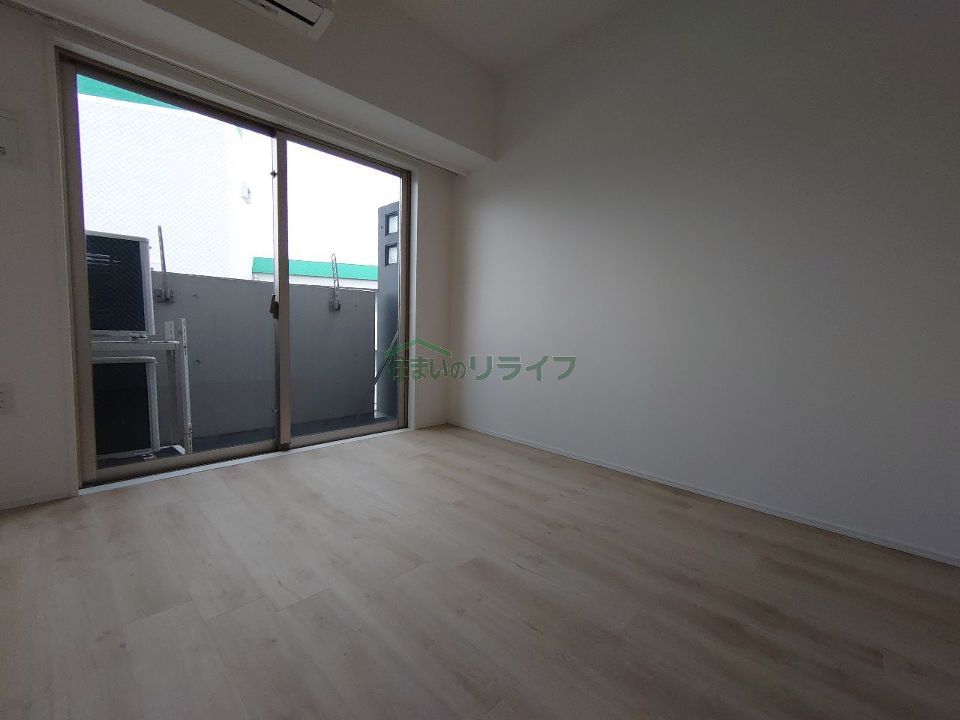 ベッドルーム