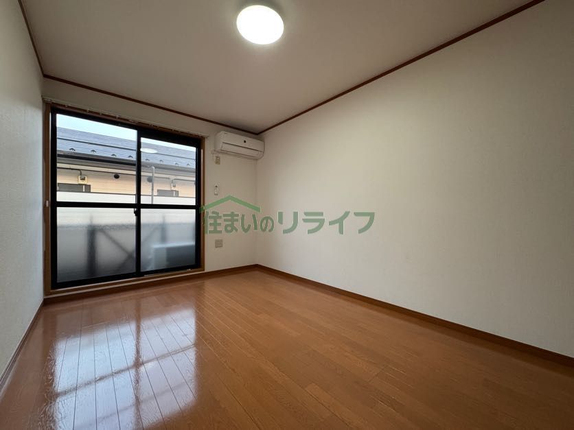 ベッドルーム