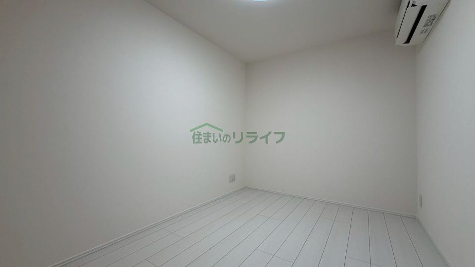 ベッドルーム