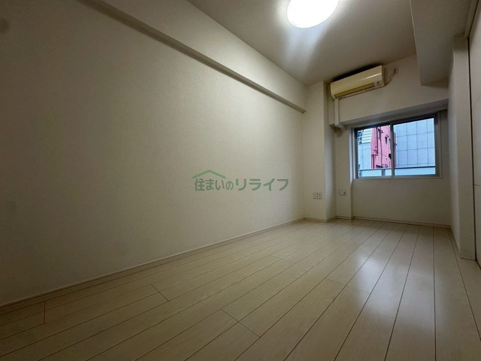 ベッドルーム