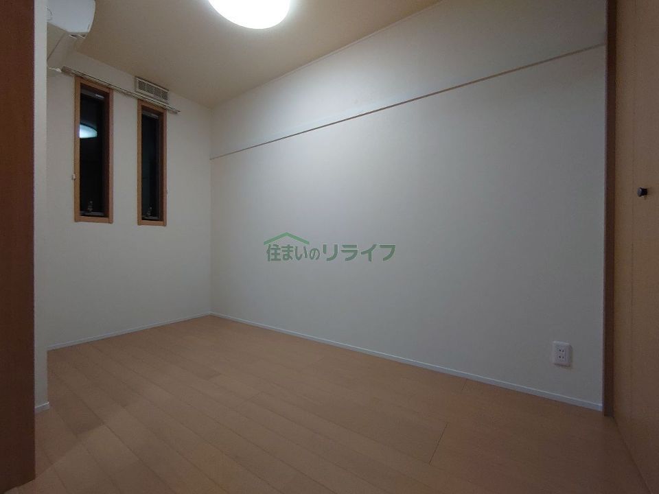 ベッドルーム