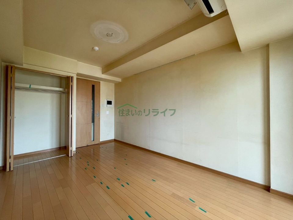 ベッドルーム