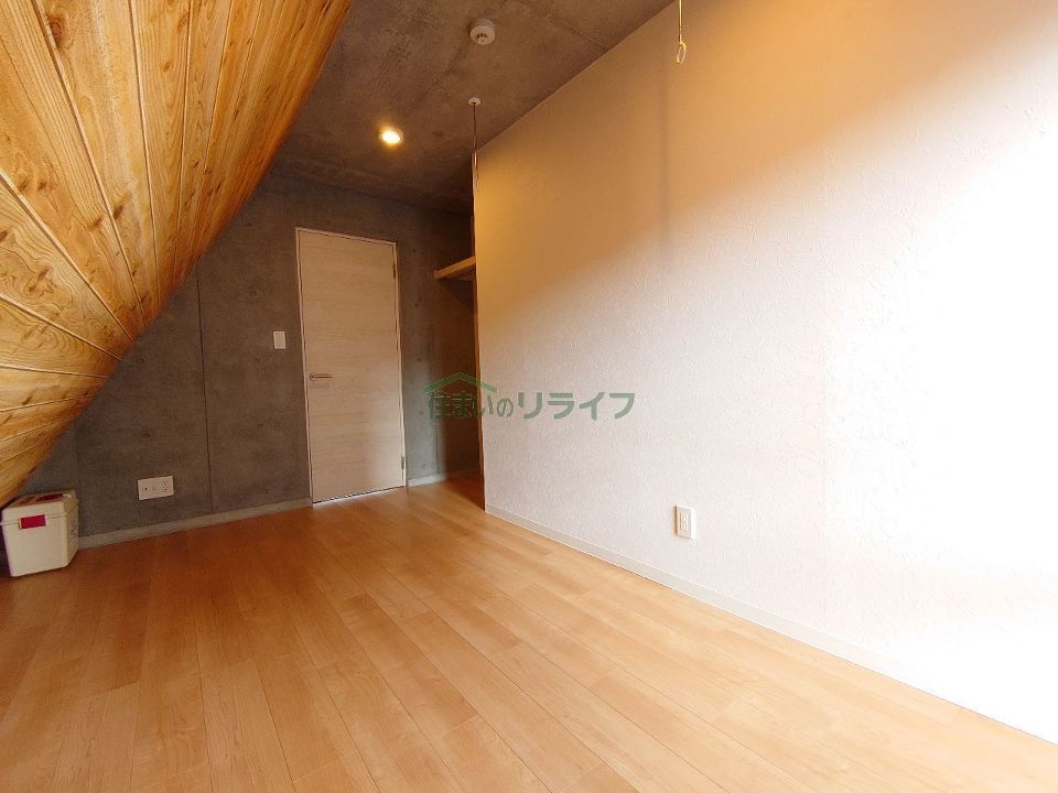 ベッドルーム