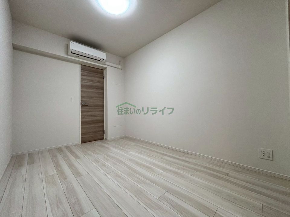 ベッドルーム