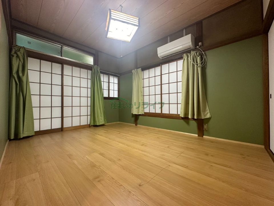 ベッドルーム
