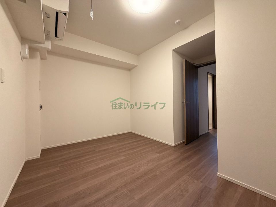 ベッドルーム