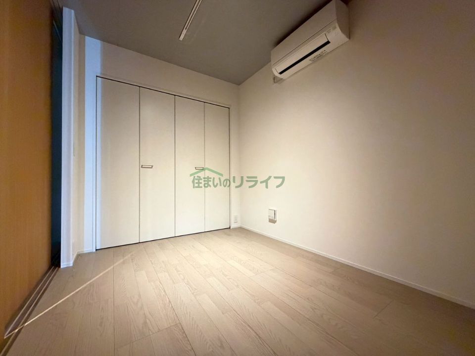 ベッドルーム