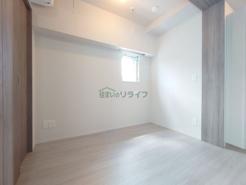 ベッドルーム