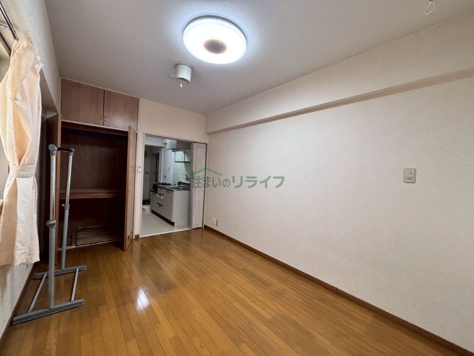 ベッドルーム