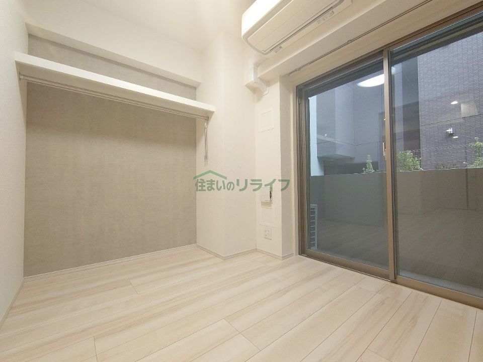 ベッドルーム