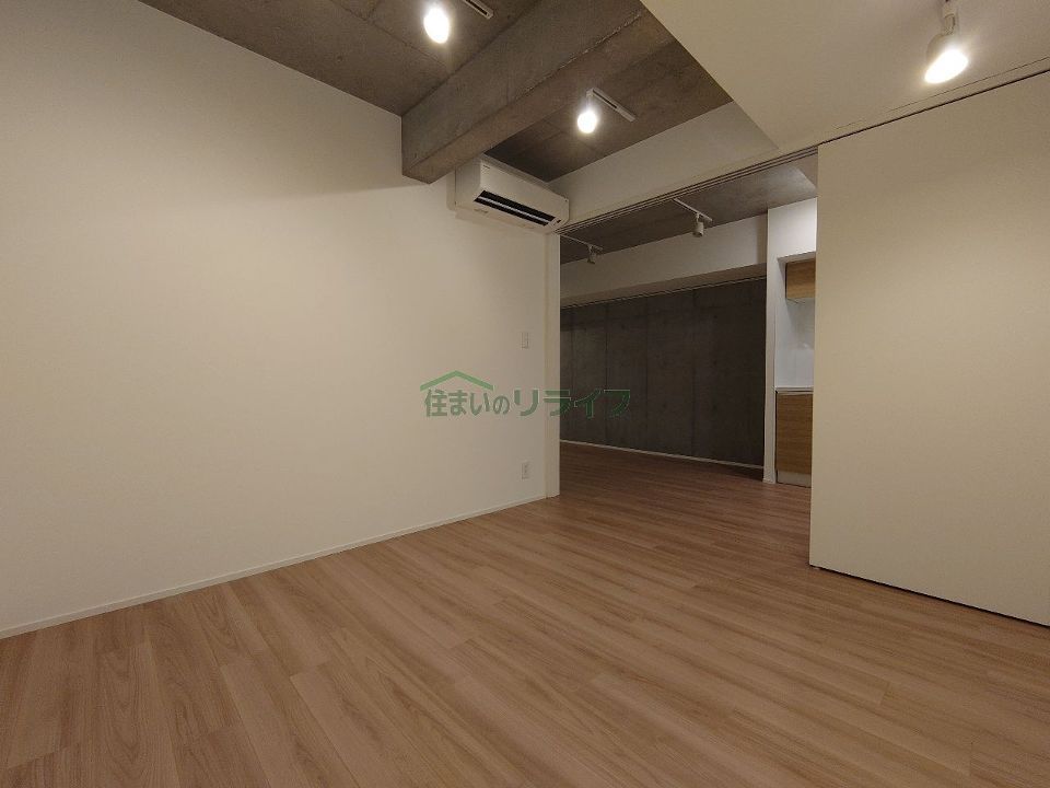 ベッドルーム