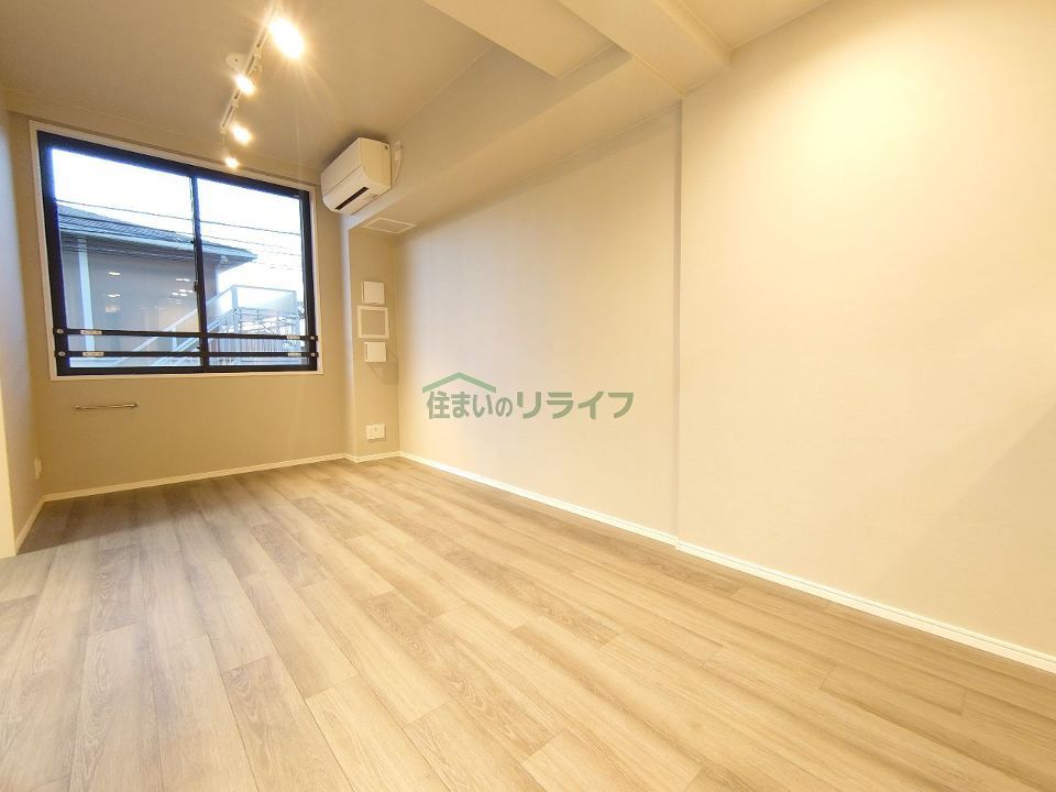 ベッドルーム