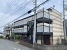レオパレスリバーフィールドの外観