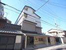 レオパレス府庁前の外観