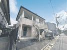 サンプラザ鳴滝の外観