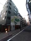 菱和パレス西麻布の外観