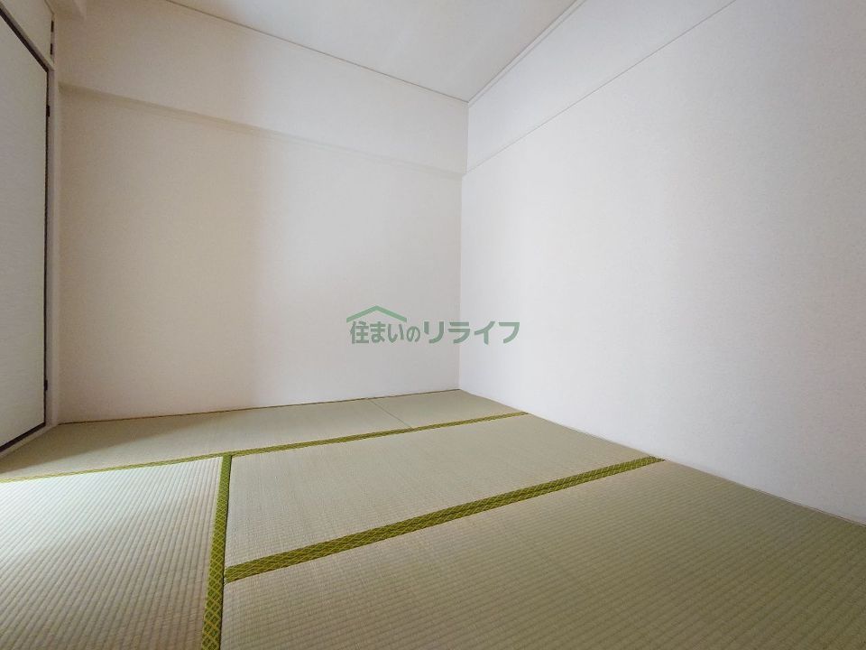 ベッドルーム