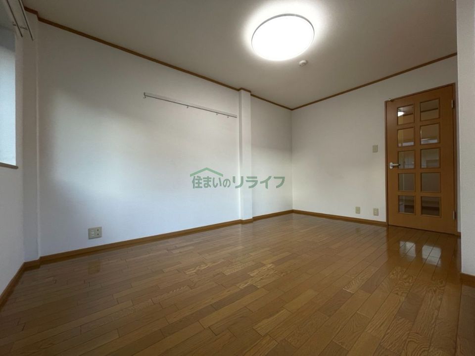 ベッドルーム