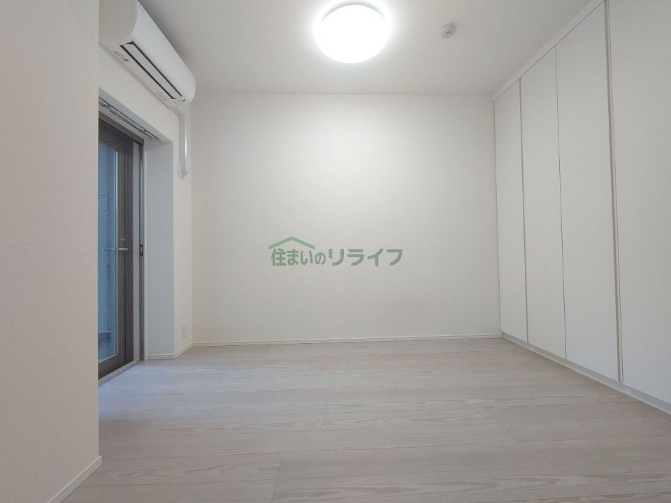 ベッドルーム