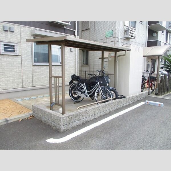 近くに駐輪場あり
