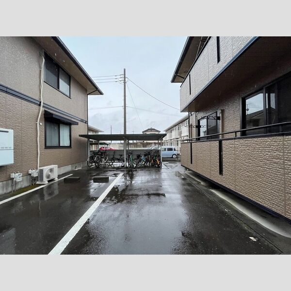近くに駐輪場あり