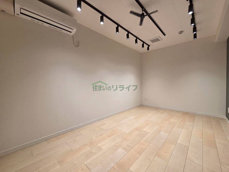 ベッドルーム