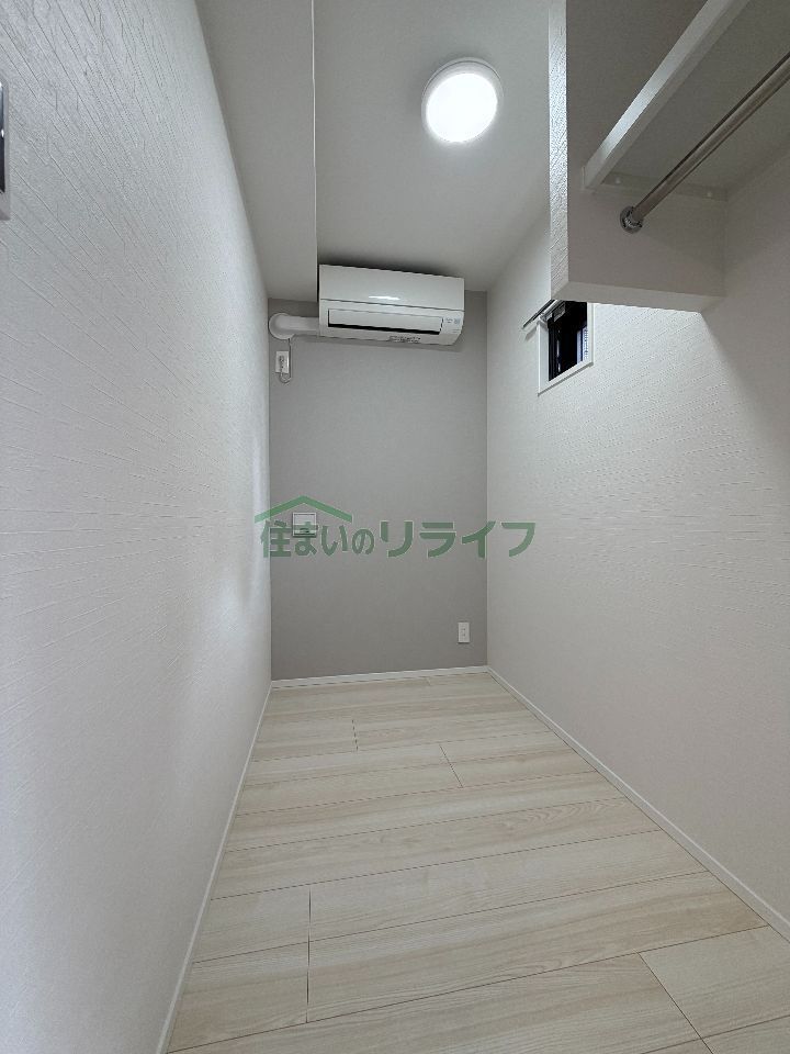ベッドルーム