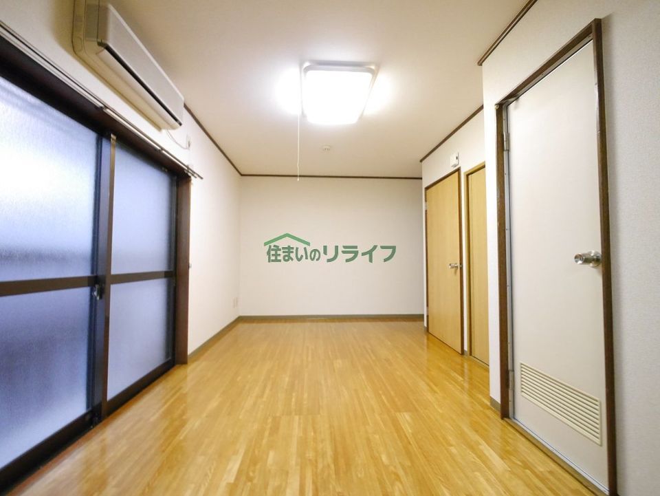 ベッドルーム