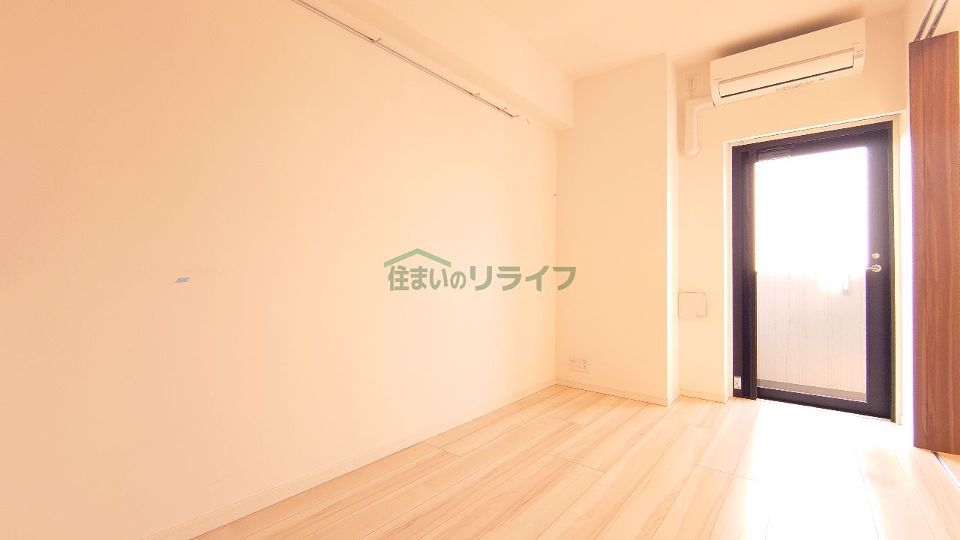 ベッドルーム