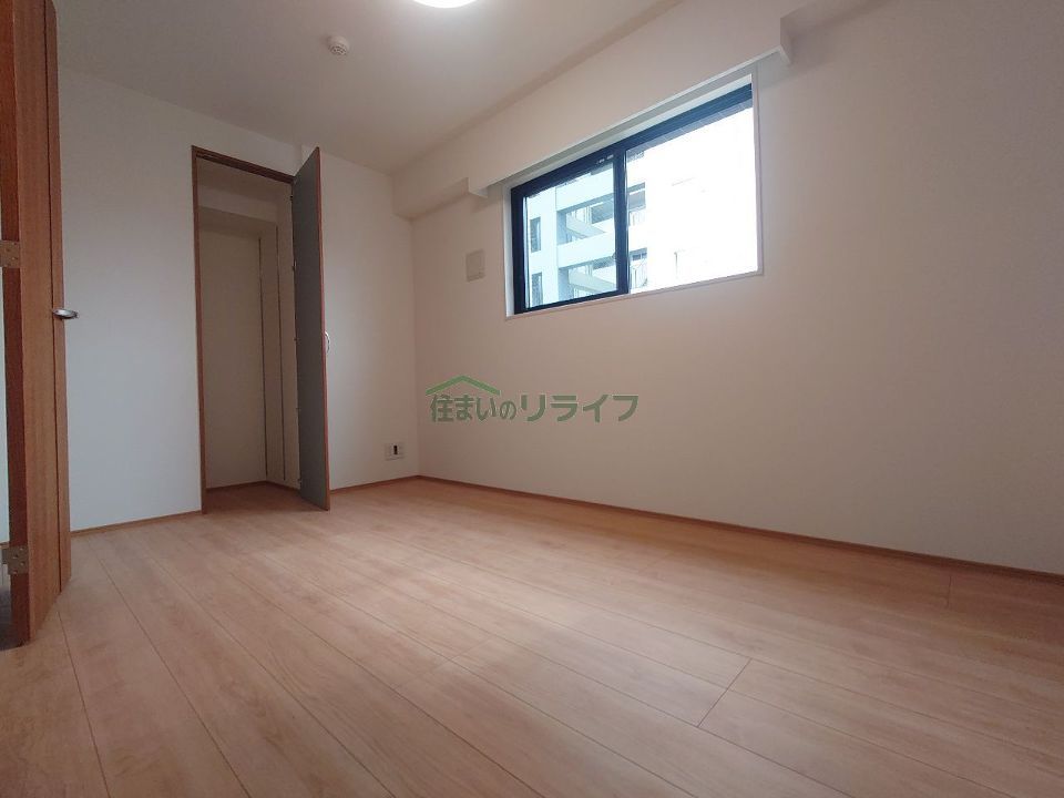 ベッドルーム