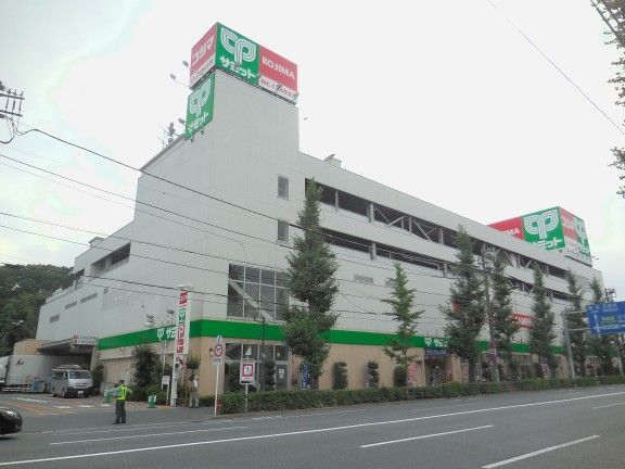 近くに徒歩で約3分あり