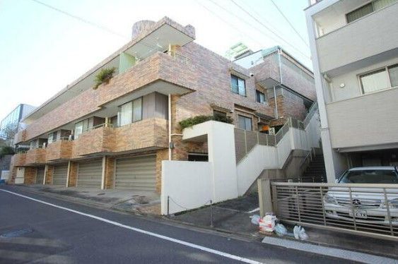 ヒルサイドヴィラB棟の外観画像