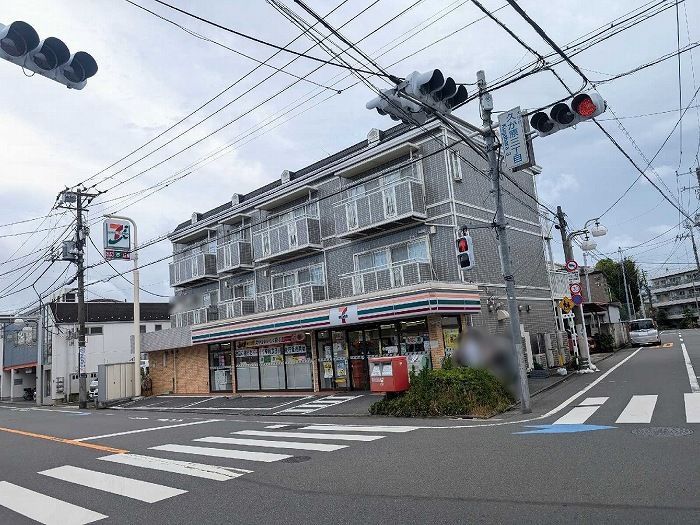 近くに施設あり
