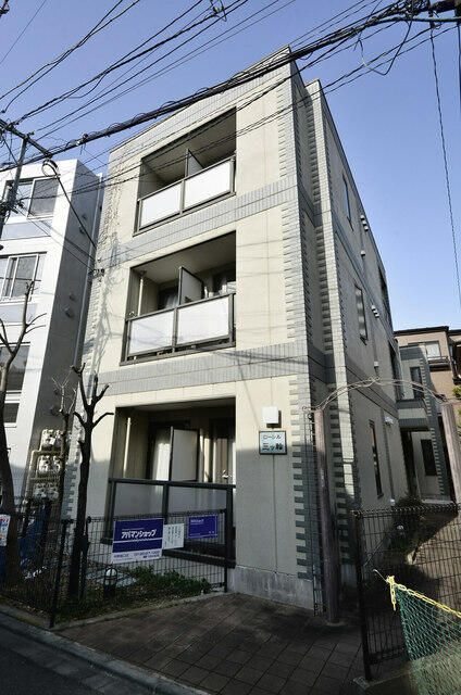 ローレル三ツ輪の外観画像