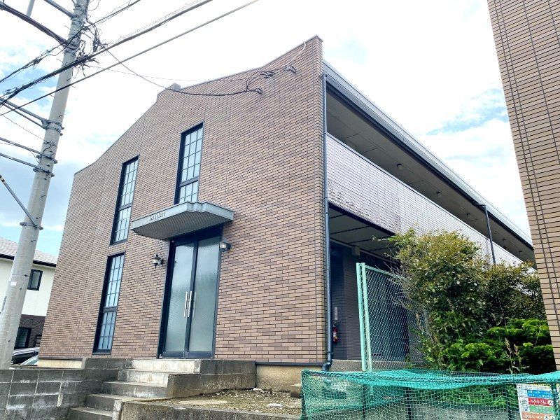レオパレスモトヤシキ南の外観画像